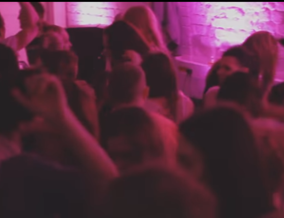 Po Beogradu se organizuju "korona žurke"